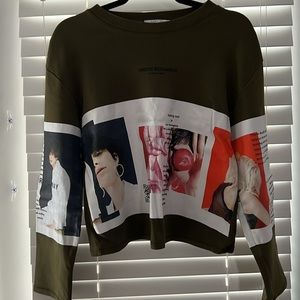Long sleeve sweatshirt